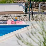 Villa Pizzelli *